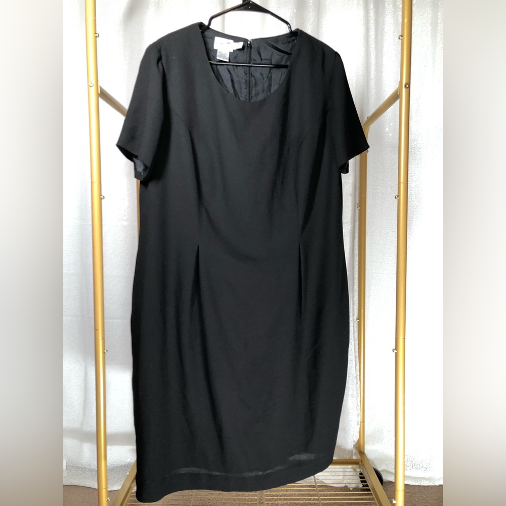 Vintage Jacqueline Ferrar Short-Sleeve Black Midi Dress 90s Size 16W